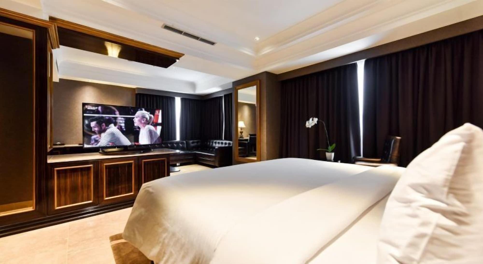 Myko Hotel & Convention Center Макасар Екстер'єр фото