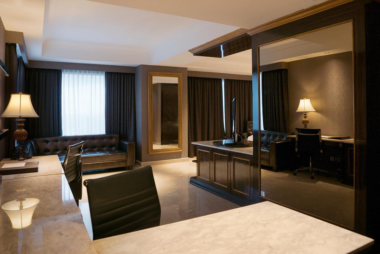Myko Hotel & Convention Center Макасар Екстер'єр фото