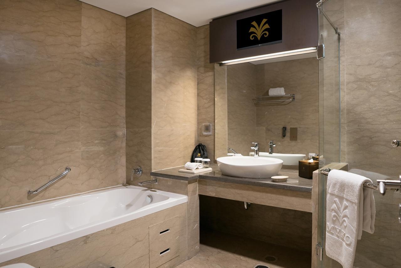 Myko Hotel & Convention Center Макасар Екстер'єр фото