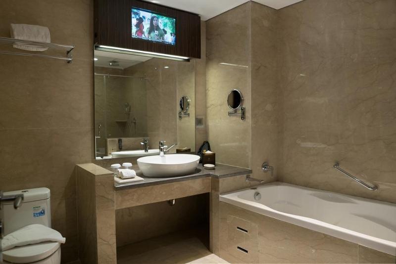 Myko Hotel & Convention Center Макасар Екстер'єр фото